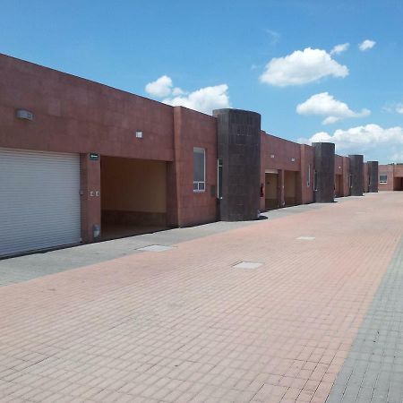 كويريتارو Motel Paraiso Suites المظهر الخارجي الصورة