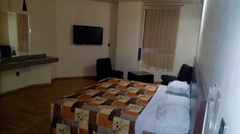 كويريتارو Motel Paraiso Suites المظهر الخارجي الصورة